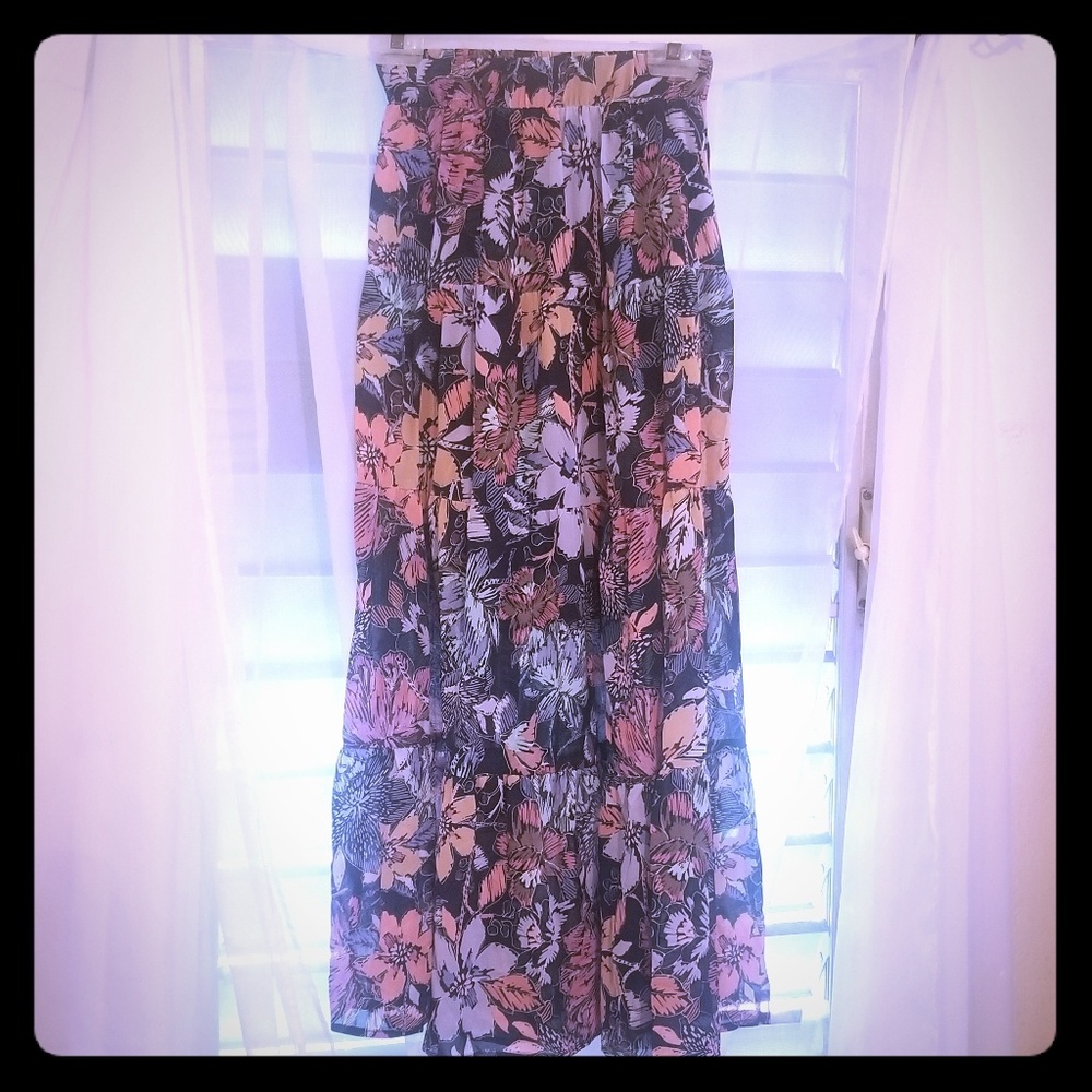 FLORAL FANTASY MAXI SKIRT